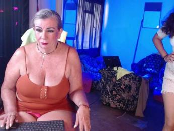 mature-younga webcam model stream image