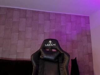 Saray Doll webcam flirt4free model stream image