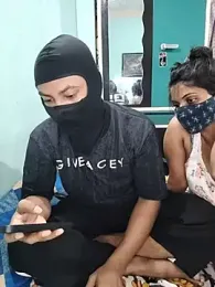 Riri_00Couple webcam stripchat model stream image