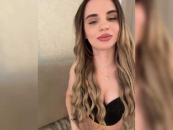 LedyMiya webcam bongacams model stream image