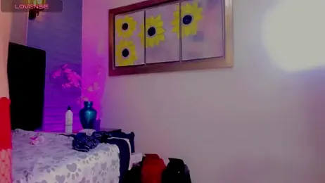 Roxy_alexa webcam model stream image