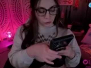 lila-ellis webcam camsoda model stream image