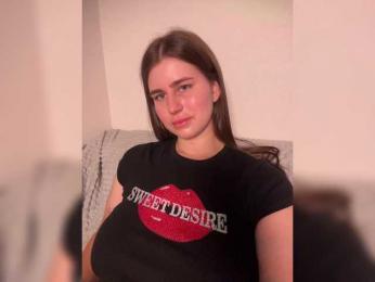 _Mala_ webcam model stream image