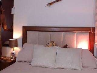 cassandraray webcam model stream image