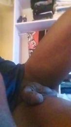 CucumberMachine webcam model stream image
