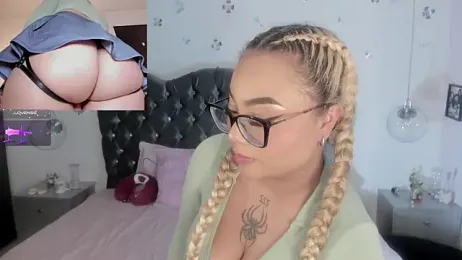conny__curly webcam model stream image