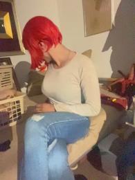 Moniqu3Lov3 webcam model stream image