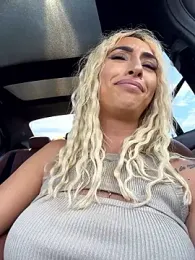 KelseyJunes webcam stripchat model stream image