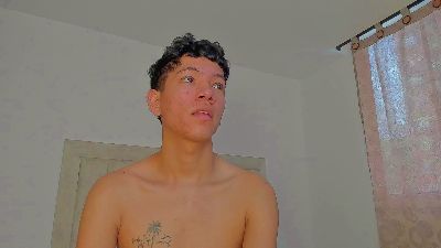 Julianrosse_ webcam model stream image