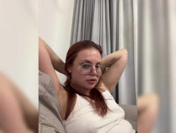 BellaGreymodel webcam bongacams model stream image