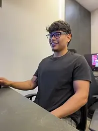 alekzamo webcam model stream image