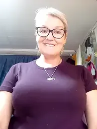 irinamaux webcam model stream image