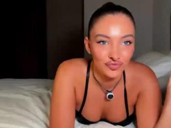 bonnieandclyde540767 webcam model stream image