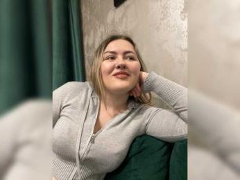 SunshineEmma webcam model stream image