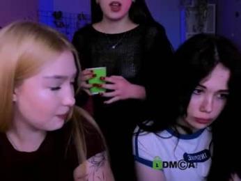 riley_sanders webcam model stream image