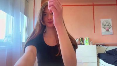 FloraFurlough webcam model stream image