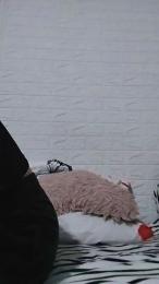 aledina78 webcam model stream image