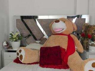 Amara Jons webcam model stream image