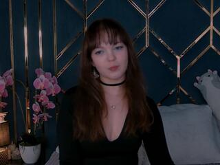 Christie Carti webcam model stream image
