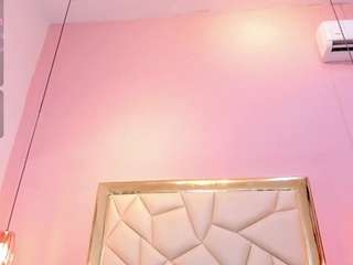 lorena-gomezz1 webcam camsoda model stream image