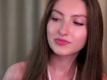 louveniahurry webcam model stream image