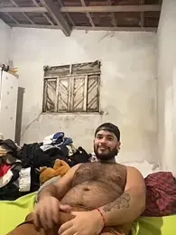 VitorFindomDOT webcam model stream image