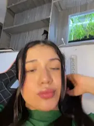 Zoe_lu webcam stripchat model stream image