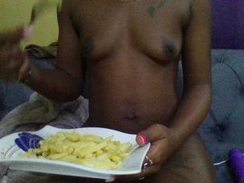 Hot-lisah webcam bongacams model stream image