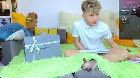 LandelRay webcam stripchat model stream image