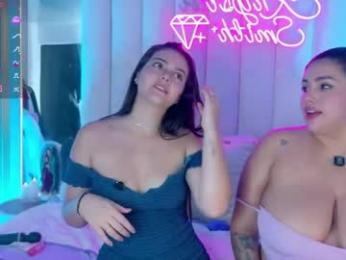 nahiara_evans_ webcam model stream image