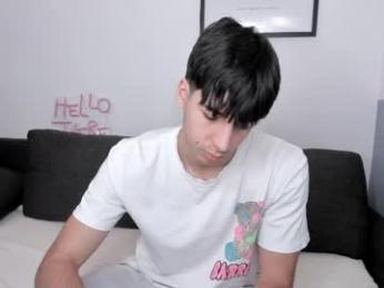 hotflirtyfella webcam chaturbate model stream image