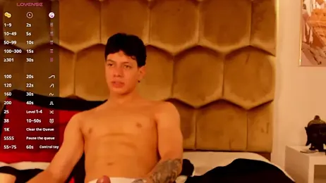 TonyPetrovjs webcam model stream image