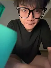 uijhni webcam stripchat model stream image
