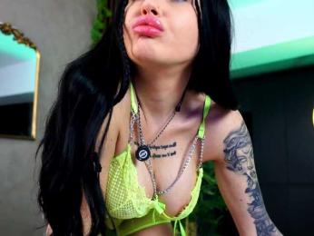 NaomyFlame webcam model stream image