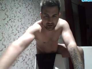 zuzoka webcam model stream image