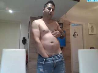 zuzoka webcam model stream image