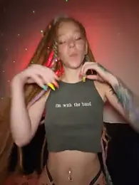 LucidLucy webcam model stream image