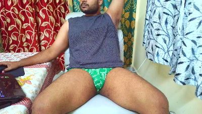 CuteGuyy webcam model stream image