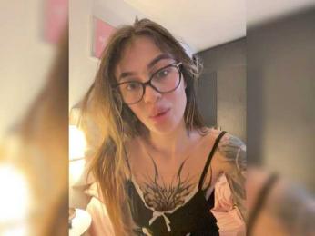 TaylorKnapp webcam model stream image