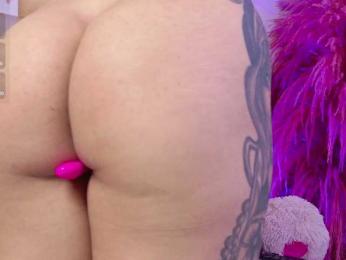 ZoeCamils webcam model stream image