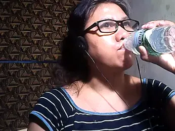 sweetsosie18 webcam stripchat model stream image