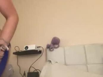 beebeebuzzzzzz webcam model stream image