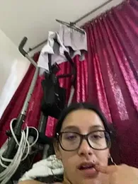 Lorein_cute18 webcam stripchat model stream image