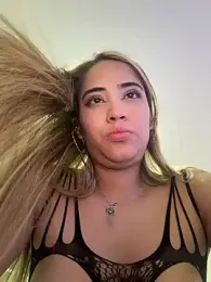 ScarlettAndClark webcam stripchat model stream image