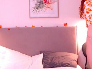 Sara Maya webcam model stream image