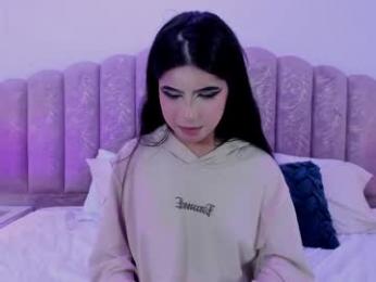 channel_sofia webcam model stream image