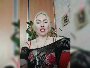 White00Pearl webcam model stream image