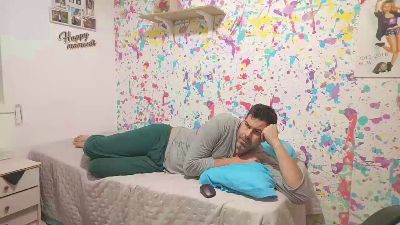 _BruceStrong_ webcam model stream image