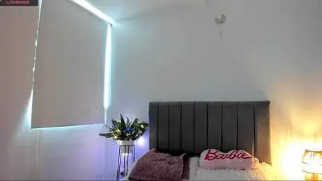 sophie_connors webcam model stream image