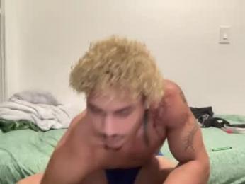 kingzosh webcam model stream image